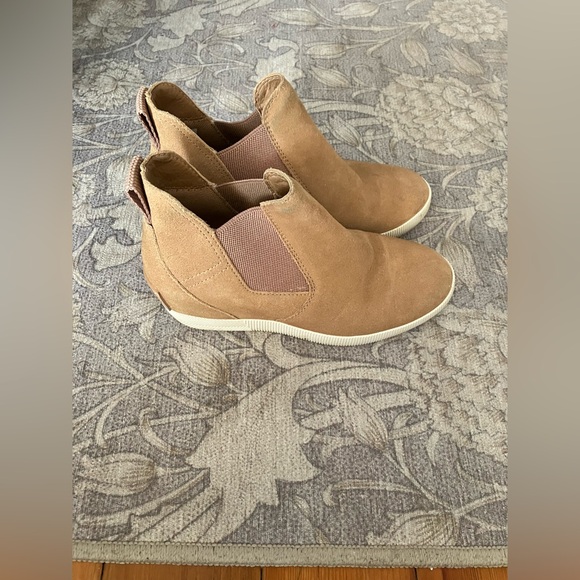 SOREL Out N About wedge sneaker size 6 - Picture 3 of 5